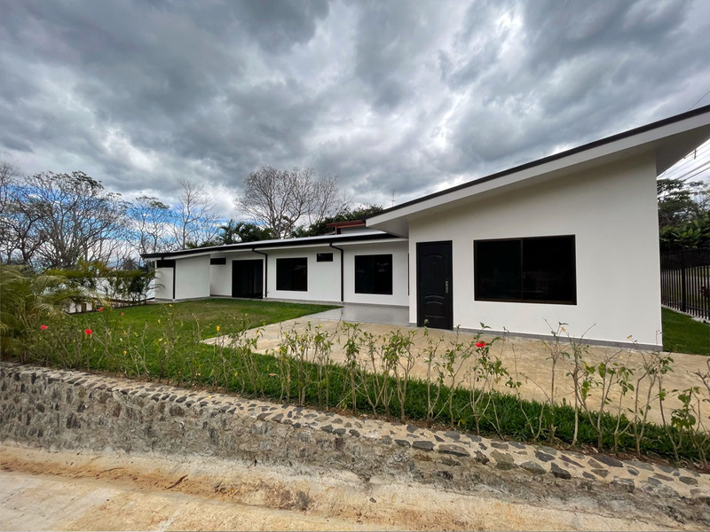 3 bed Single Family Homes For Rent in Atenas, Alajuela - 1